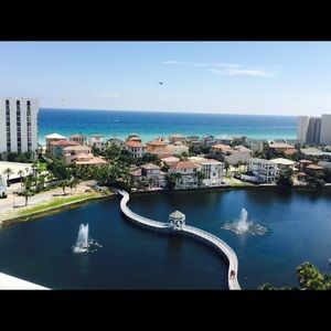 Meet your Posher, Jada